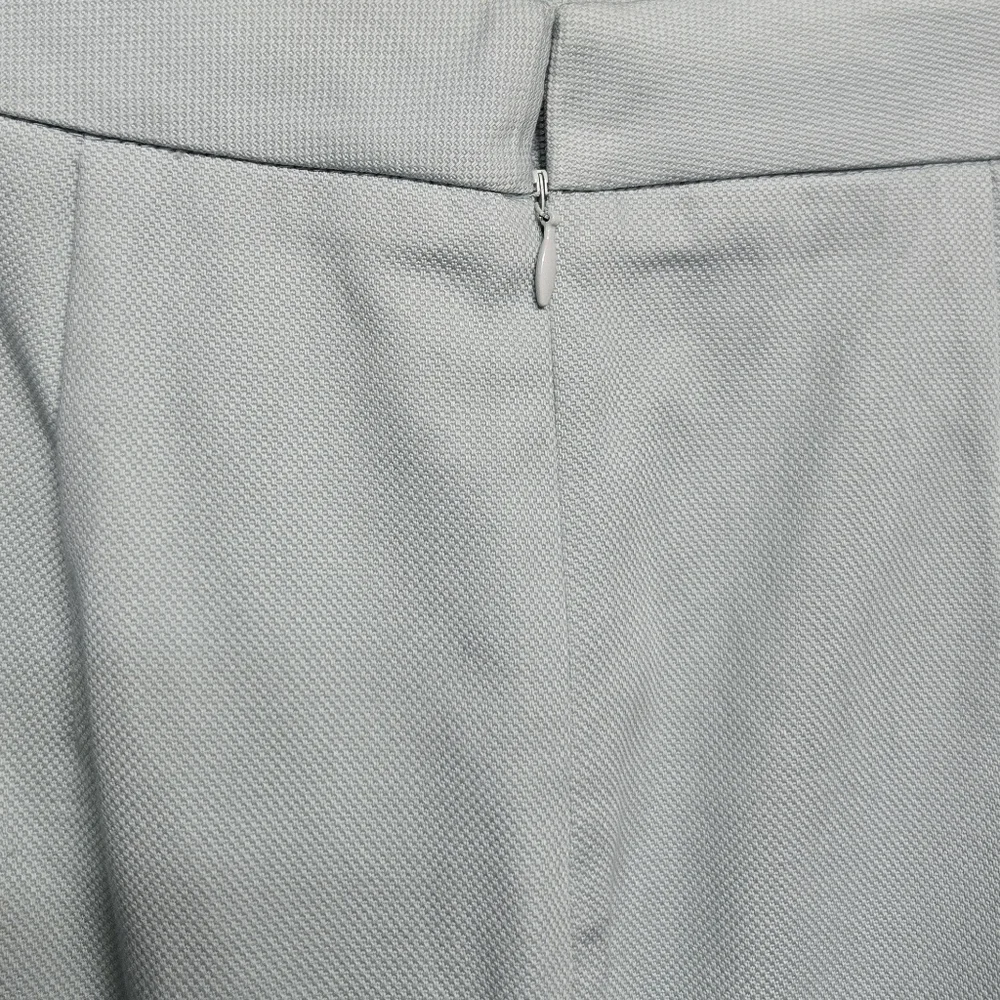 Cabi Mint Green Pencil Skirt Sz 2 (Runs Big) 30